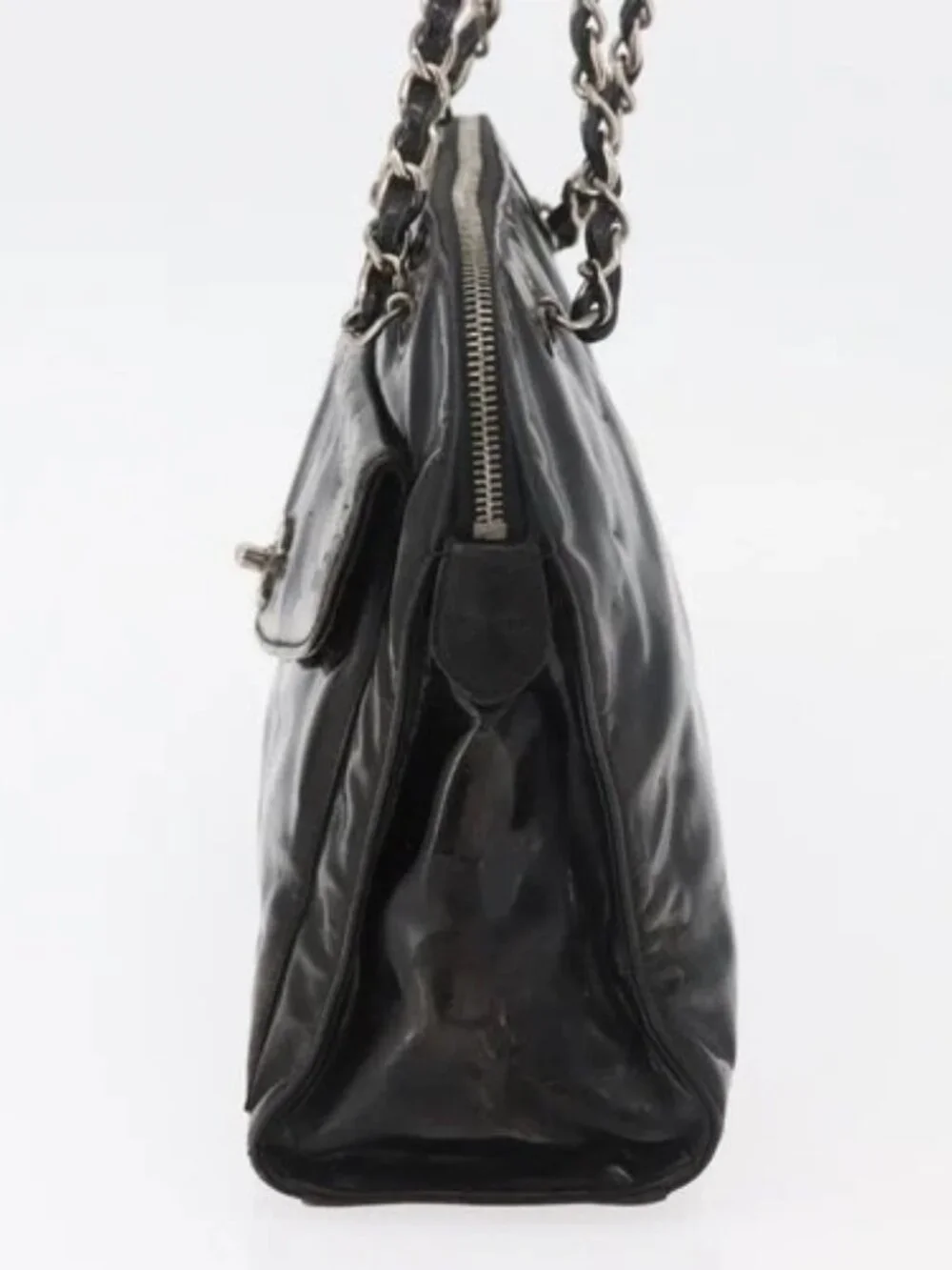 CHANEL brand	chanel color	black